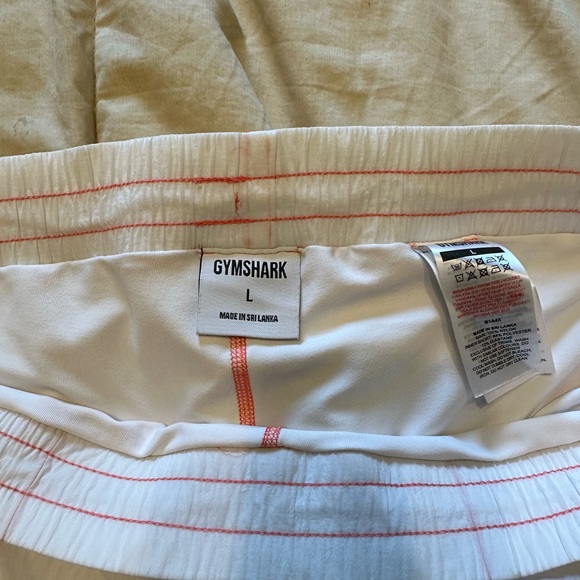 Gymshark 2 in 1 shorts - Picture 3 of 4